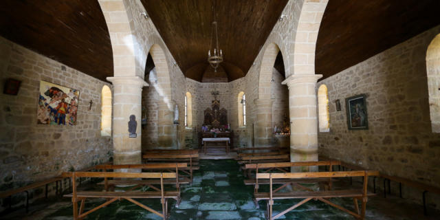 L'Intérieur de la chapelle Nougein