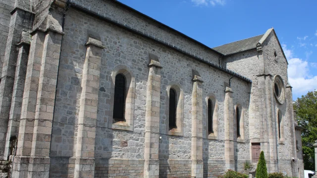 L'eglise St-Antoine Lermite - Egletons