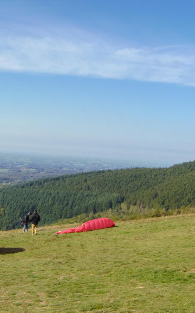 Parapente aux Monedieres