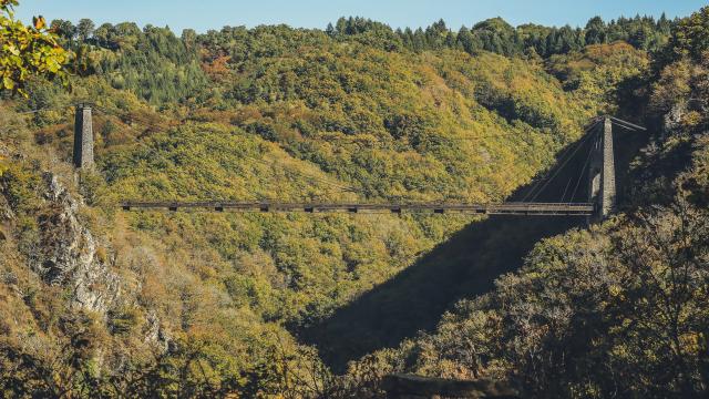 Le Viaduc des Rochers Noirs - proximité de Lapleau