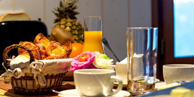 Petit déjeuner au Domaine des Monédières